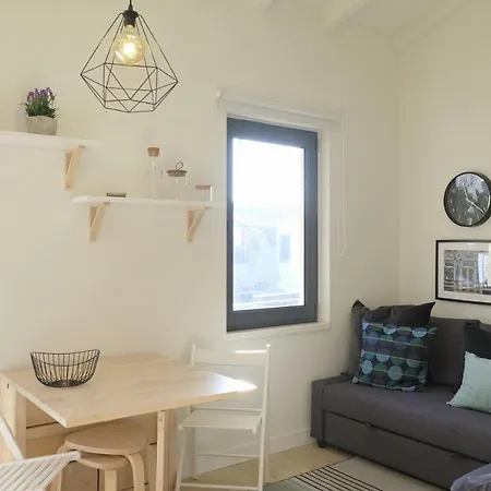 Design Iii By Homing * Porto