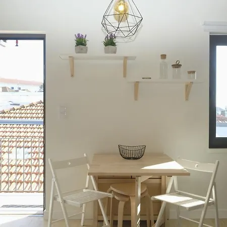 Design Iii By Homing * Porto