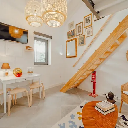 Design Iii By Homing Porto